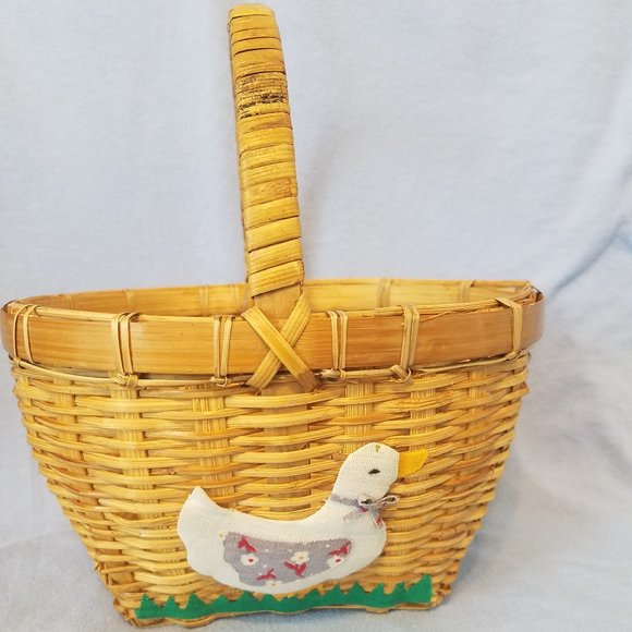 Rosenthal-Netter Woven Basket with Duck - Picture 1 of 5